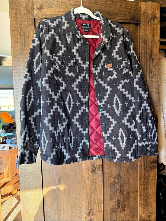 Ariat Jackets & Blazers - Ariat x Pendleton Quilted Shirt Jacket Black & White Large